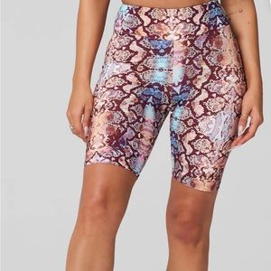 Cobra Scrunch Shorts